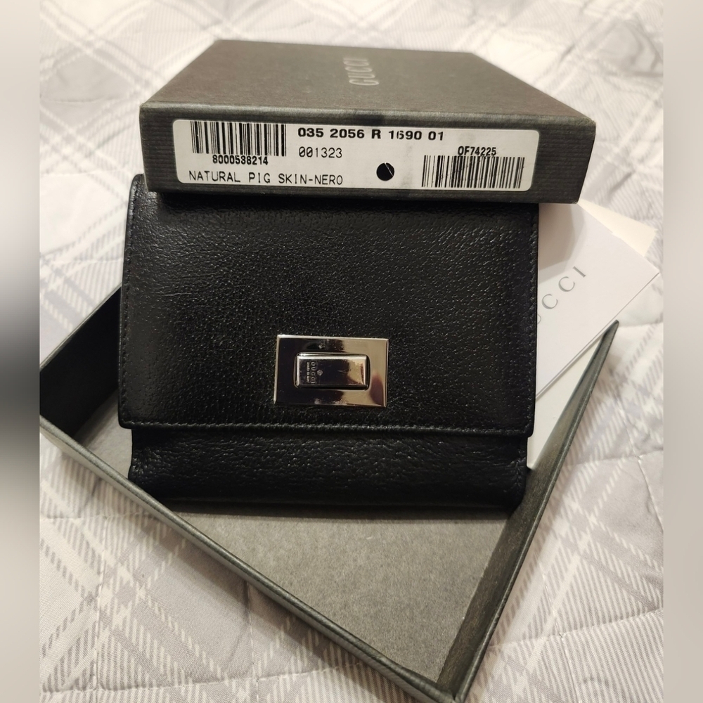 Gucci Vintage Black Leather Bi-Fold Wallet